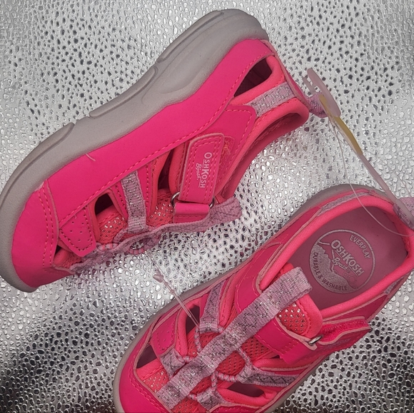 OshKosh B'gosh Other - Girl's Oshkosh Shoes